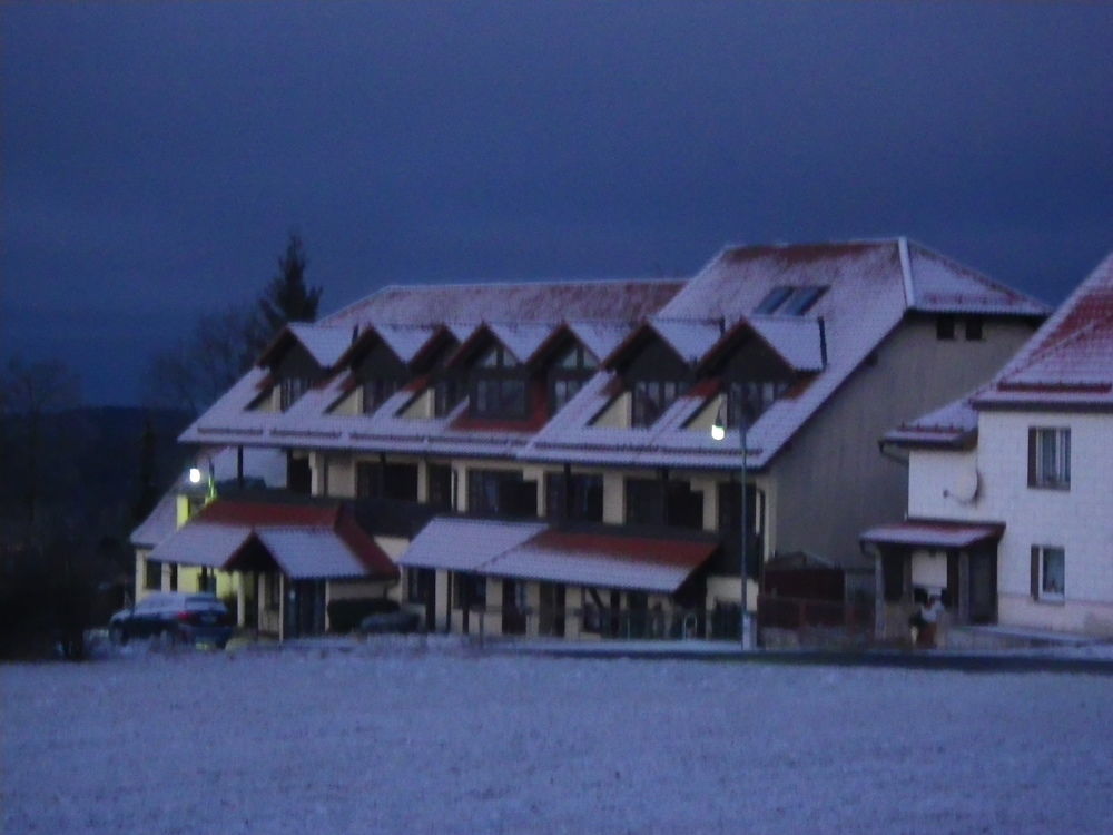 Berggasthof & Hotel Kranich, Hinterrod Eisfeld Kültér fotó