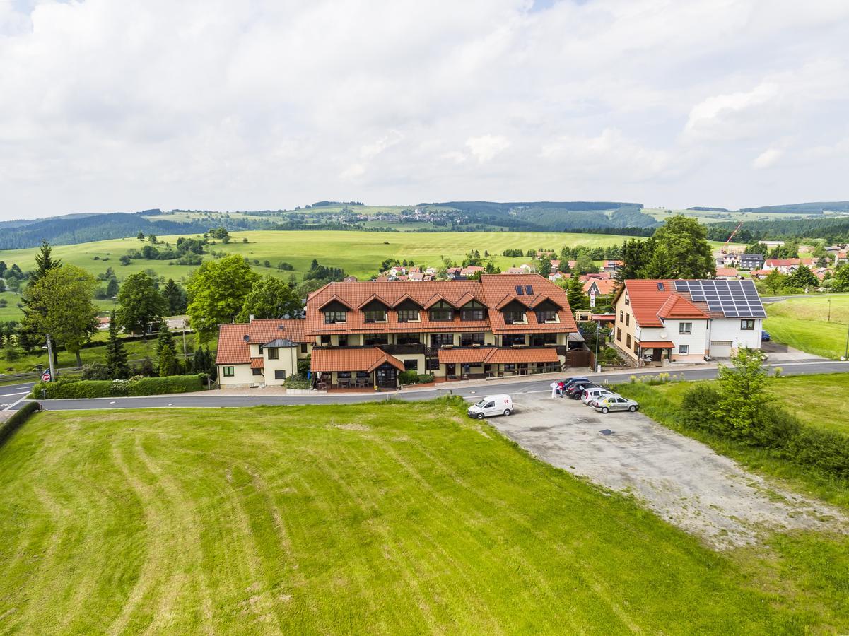 Berggasthof & Hotel Kranich, Hinterrod Eisfeld Kültér fotó